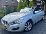 Volvo V60 1.6 T4 KINETIC automatik NAVI ECC - Volvo: Ec
