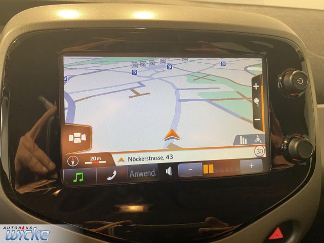 AYGO 1.0 x-play Team D KLIMA RÜCKFAHRKAMERA LM