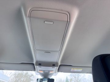 VW Touran 2.0 TDI IQ.DRIVE DSG + 7 Sitzer + AHK, Bild 19