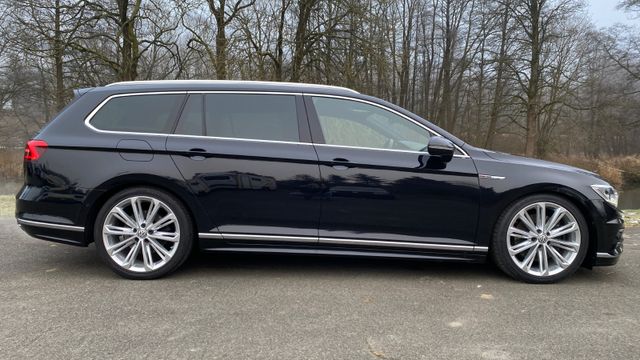 Volkswagen Passat Variant Highline R-Line 4Motion ! ! !