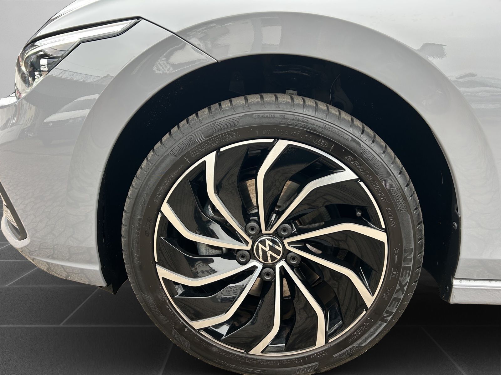 Volkswagen Golf - Bild 9