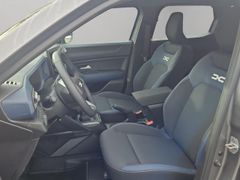 DACIA Duster III TCe Express. 4x4 Digitales Cockpit Ap