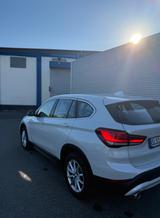 BMW X1 sDrive 18d Aut. Advantage | TÜV 04/27 - BMW X1: 2.0