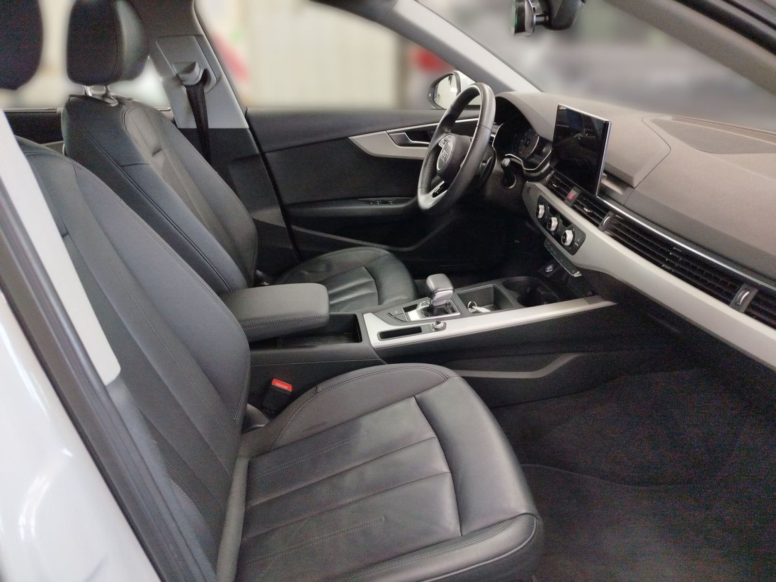 Audi A4 - Bild 13