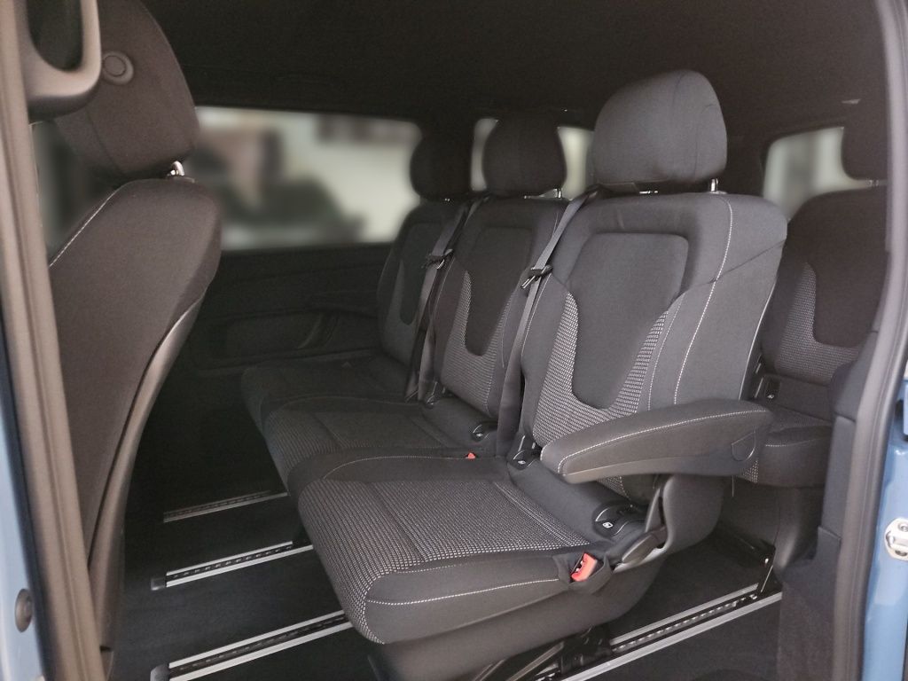 Fahrzeugabbildung Mercedes-Benz V 300 d STYLE Lang ACC AHK AUT Akustikglas Kam.