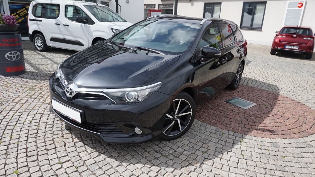 Angebot ansehen Toyota Auris Touring Sports