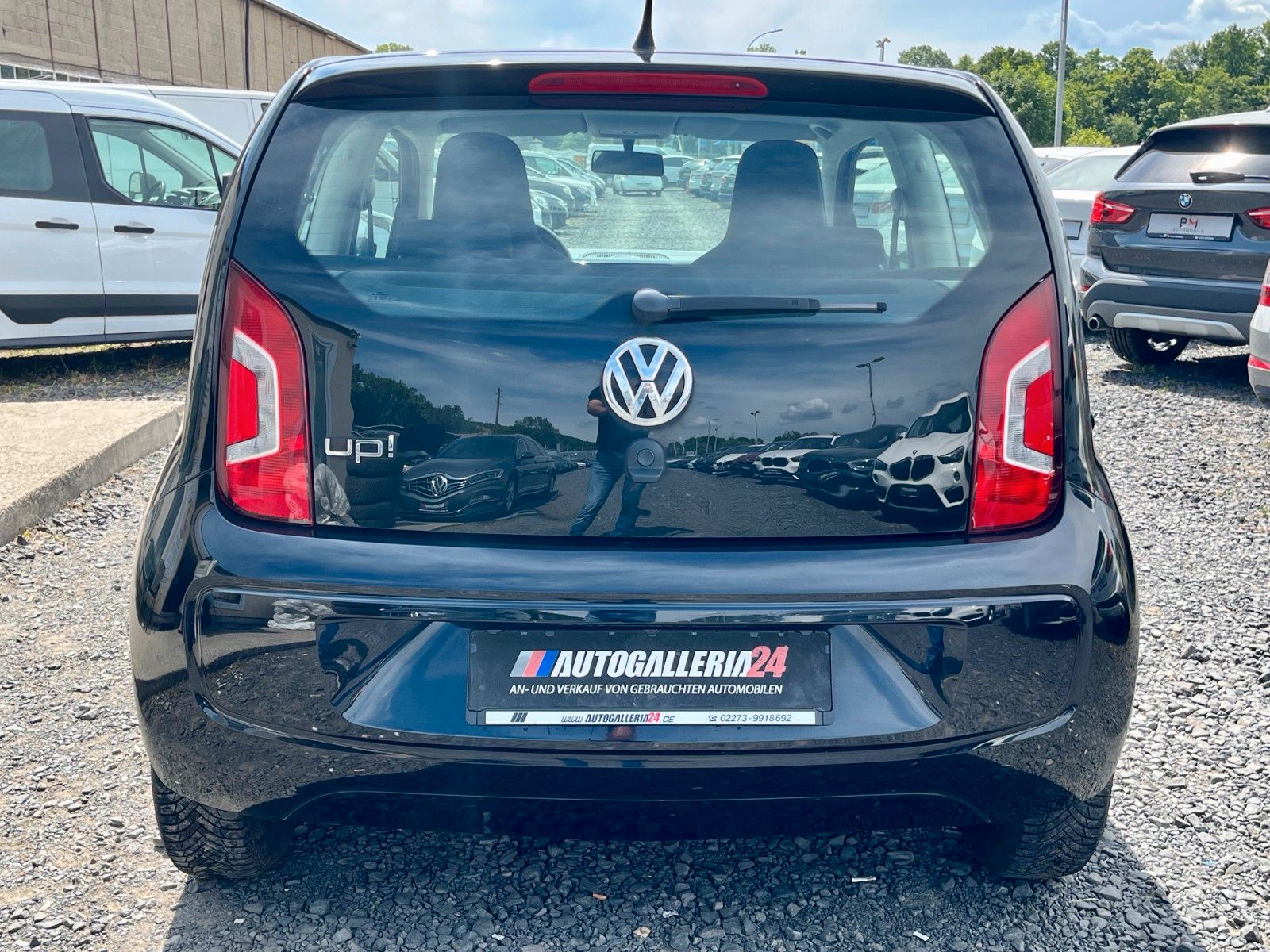 Fahrzeugabbildung Volkswagen up! 1.0 move Aut. Klima Sitzhzg SCHECKHEFT 2.HD