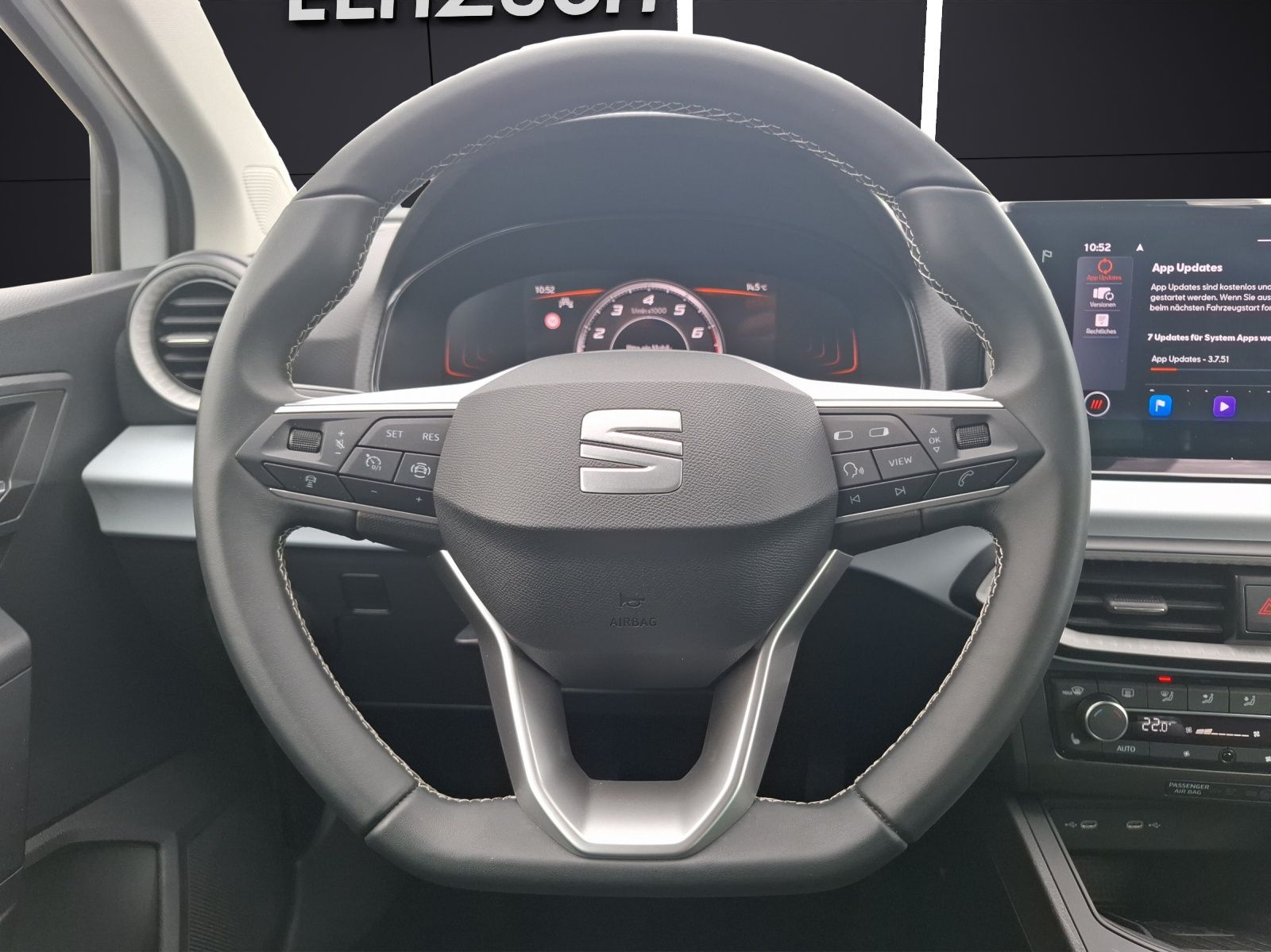 Fahrzeugabbildung SEAT Ibiza TSI Style LED Navi ACC VC RFK SH LM