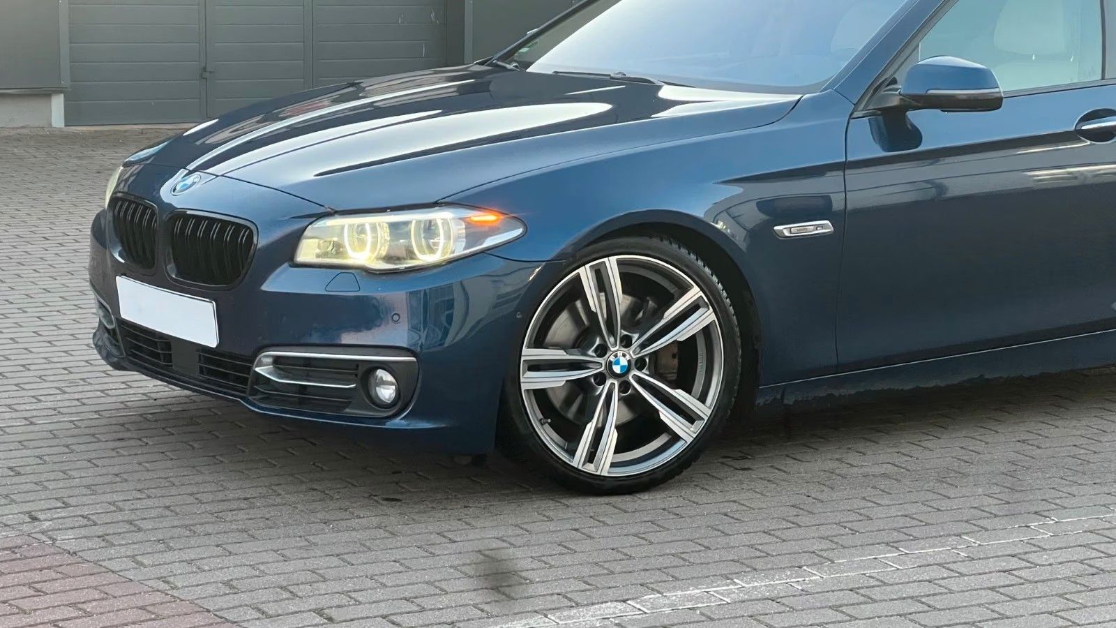 Fahrzeugabbildung BMW 535d Limousine *BI-XENON*KLIMA*