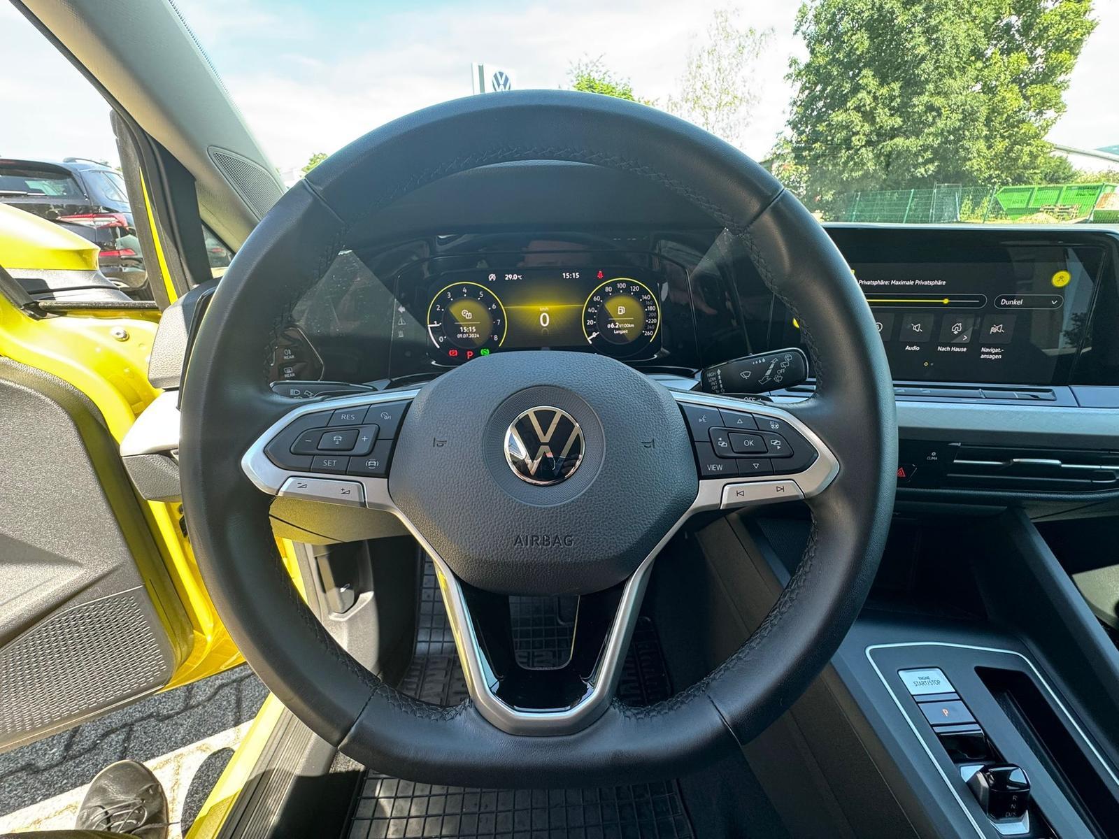 Volkswagen Golf 1.0 eTSI MHEV DSG Life LED*PDC*DAB*ACC*AHK*, миниатюра 13