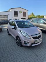 Chevrolet Spark LS+ Glamour*PDC*SHZ*LEDER*KLIMAA*4S-REIFEN - Chevrolet in Köln