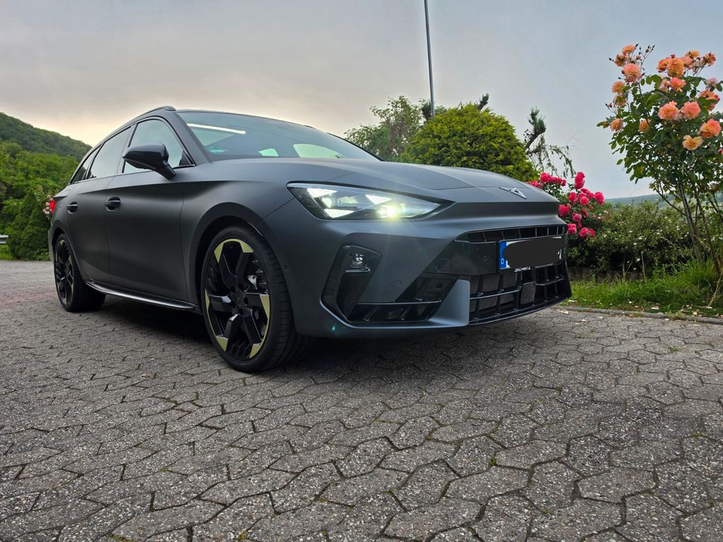 Image of Cupra Leon