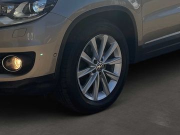 Volkswagen Tiguan - 8