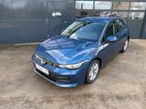 Volkswagen Golf VIII 8 Lim. 2.0 TDI 85 kW Life erst 2333KM - Volkswagen Golf: Er