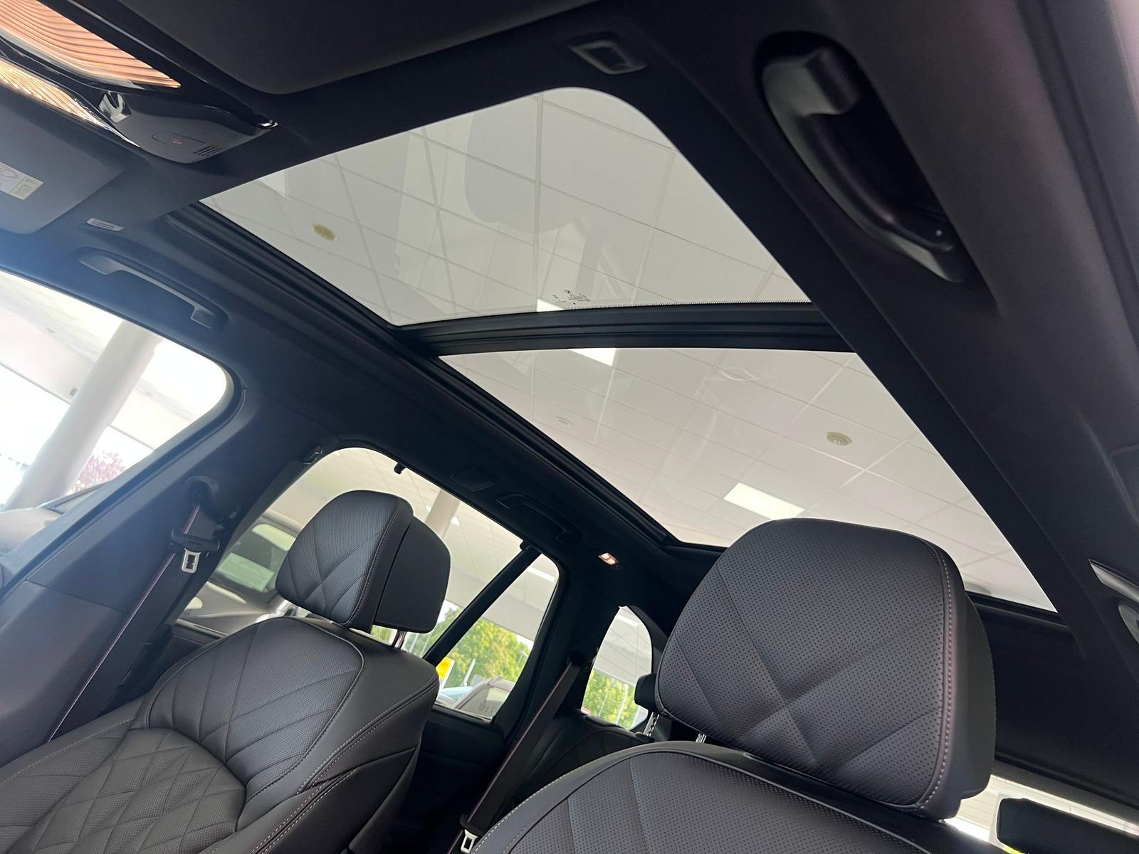 BMW X5 M60 i xDrive*PANO*STHZG*MASSAGE*LUFT*HUD*360°
