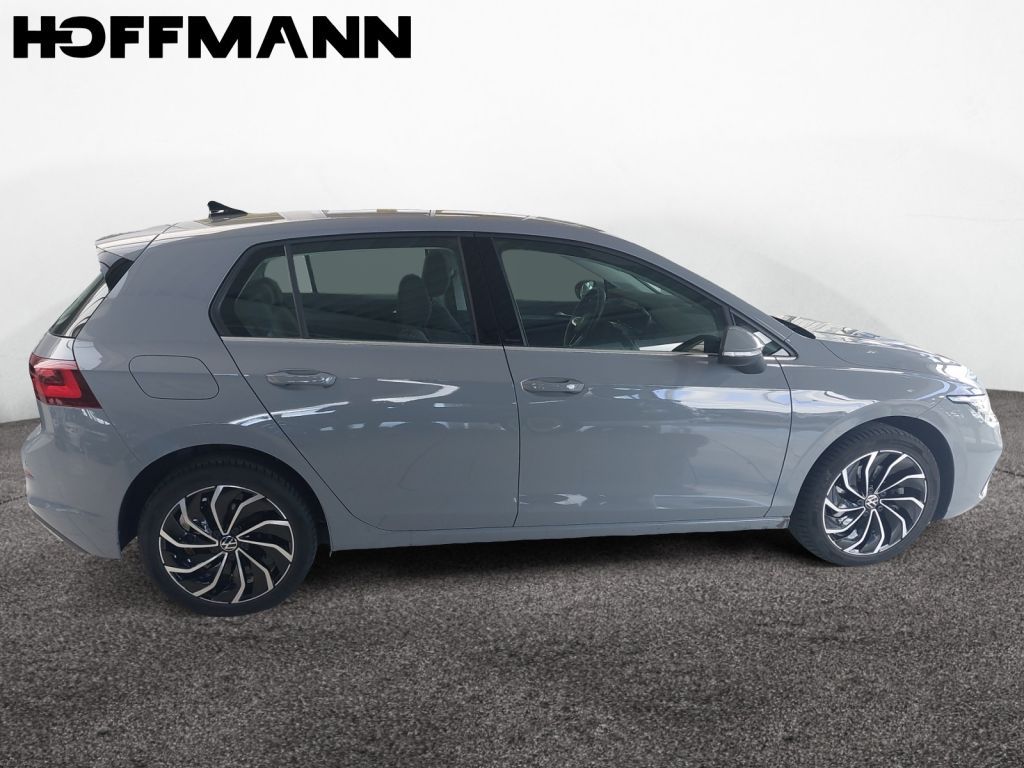 Fahrzeugabbildung Volkswagen Golf 1.4 eHybrid DSG Style LED-Matrix Anschlußga