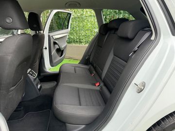 Skoda Octavia - 8