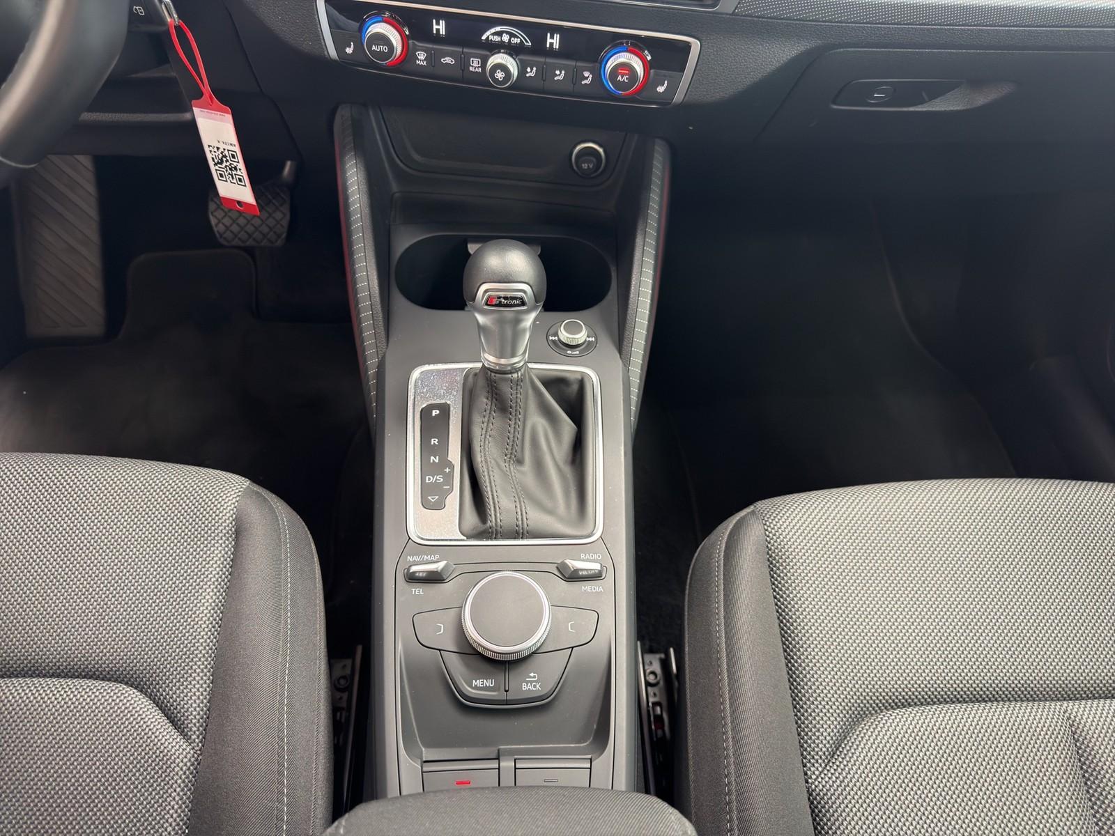 Audi Q2 30 TDI sport LED AHK Shz