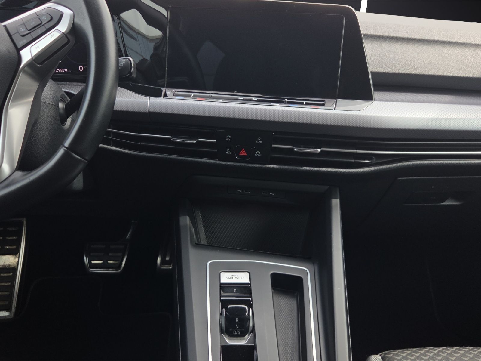 Fahrzeugabbildung Volkswagen Golf VIII Variant TDI Active DSG LED Navi AID AC