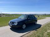 Volkswagen Golf 2.0 Cabriolet TÜV neu - Volkswagen Golf aus 2001: 2.0