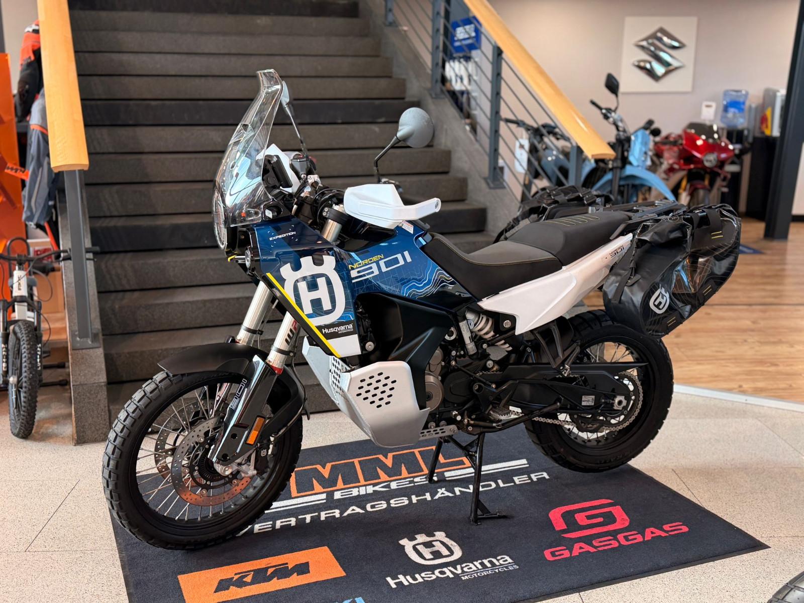 Husqvarna 901 Norden Expedition *TÜV NEU*