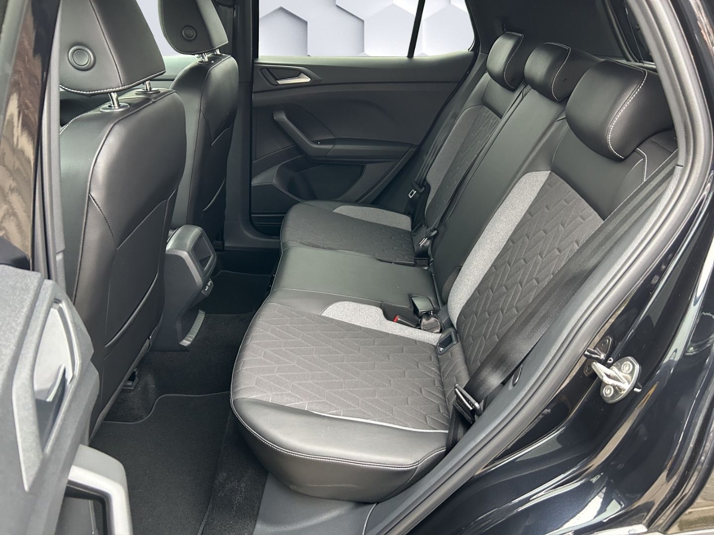 T-Cross Goal 1.0 TSI DSG Navi AhK Kamera W+S Rei