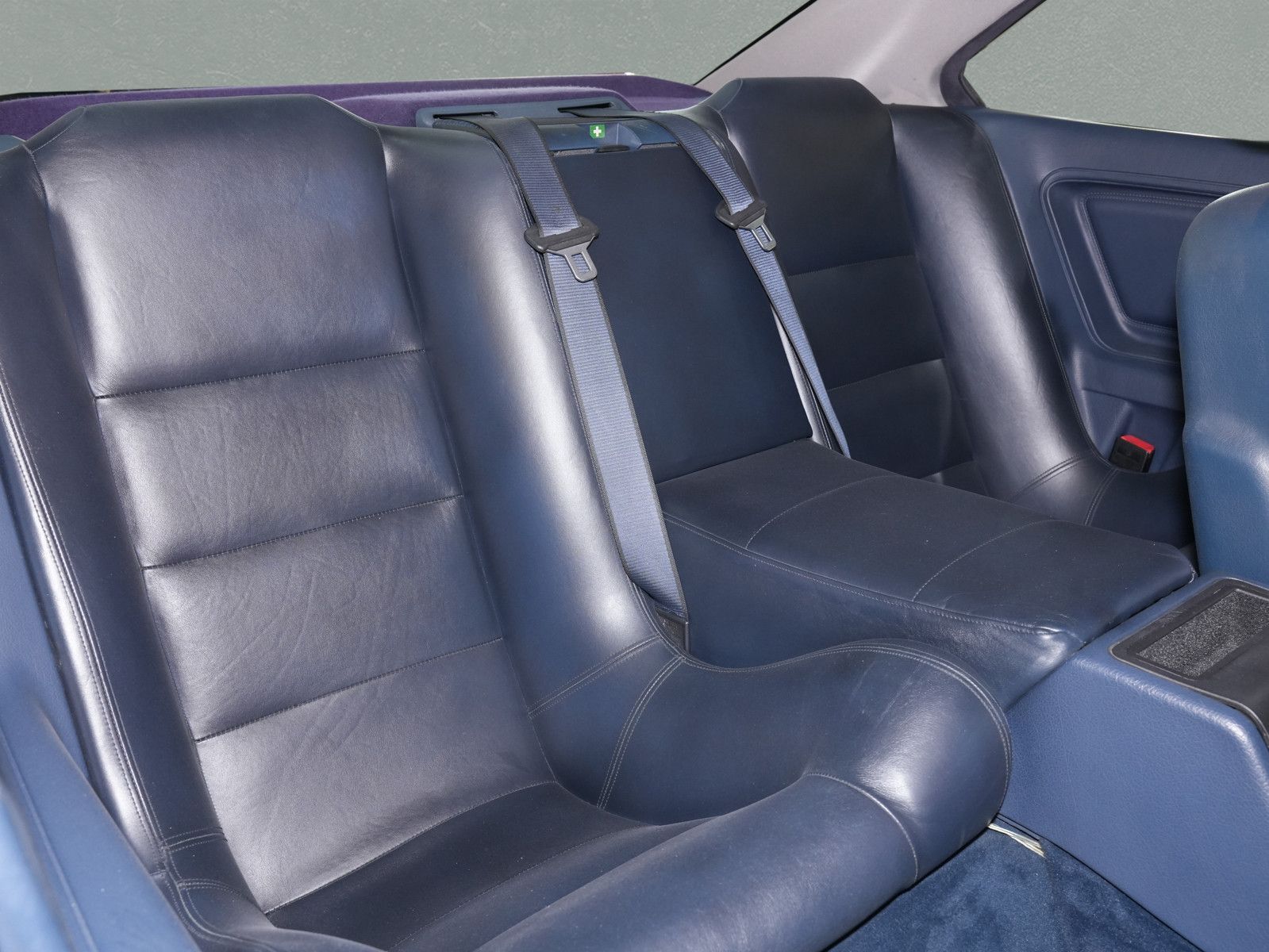 Fahrzeugabbildung BMW 850 i Automatik - elektr. SD | AHK abnehmbar