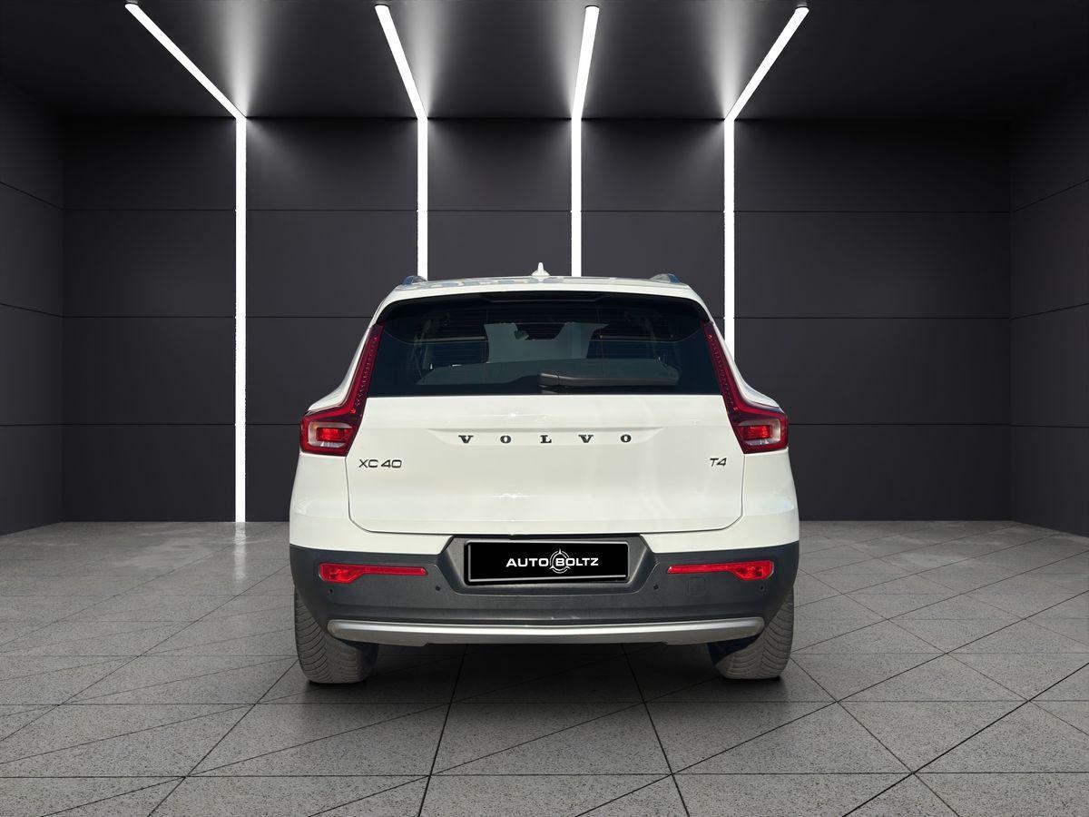 Volvo XC40 Momentum 2WD LEDER KAMERA LED SITZH MEMORY