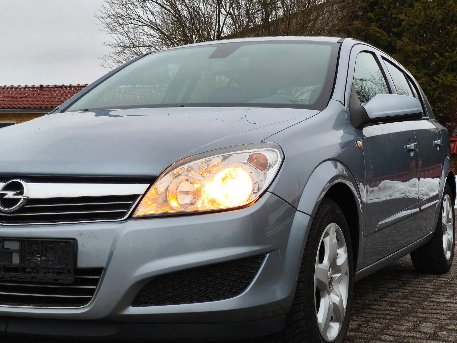 Opel Astra H Lim. Edition*TÜV/Service NEU*Tempomat*AC