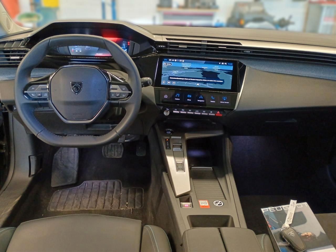 Fahrzeugabbildung Peugeot 308 SW 1.5D ALLURE NAVI/LED/KAMERA/SPORT/SH/VIRT