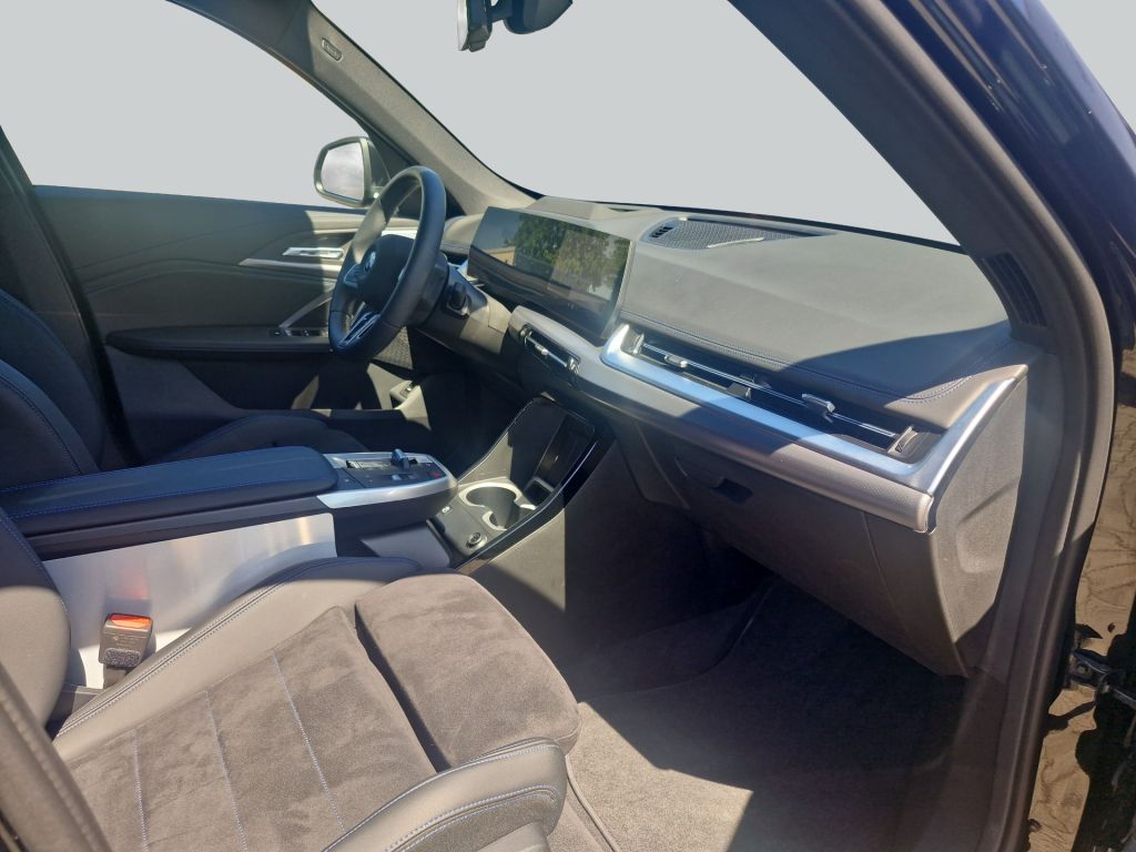 BMW iX1 - Bild 17