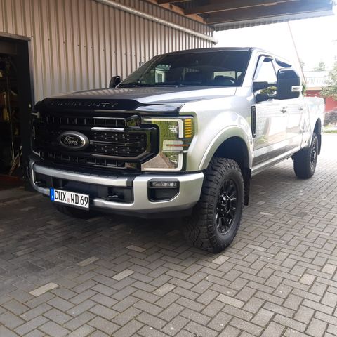 Ford F 250 Lariat  Tremor MY21 (in D)