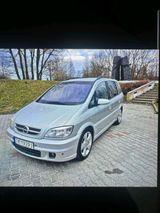 Opel Zafira 2.2 CDI - Opel Zafira aus 2003: 2.2