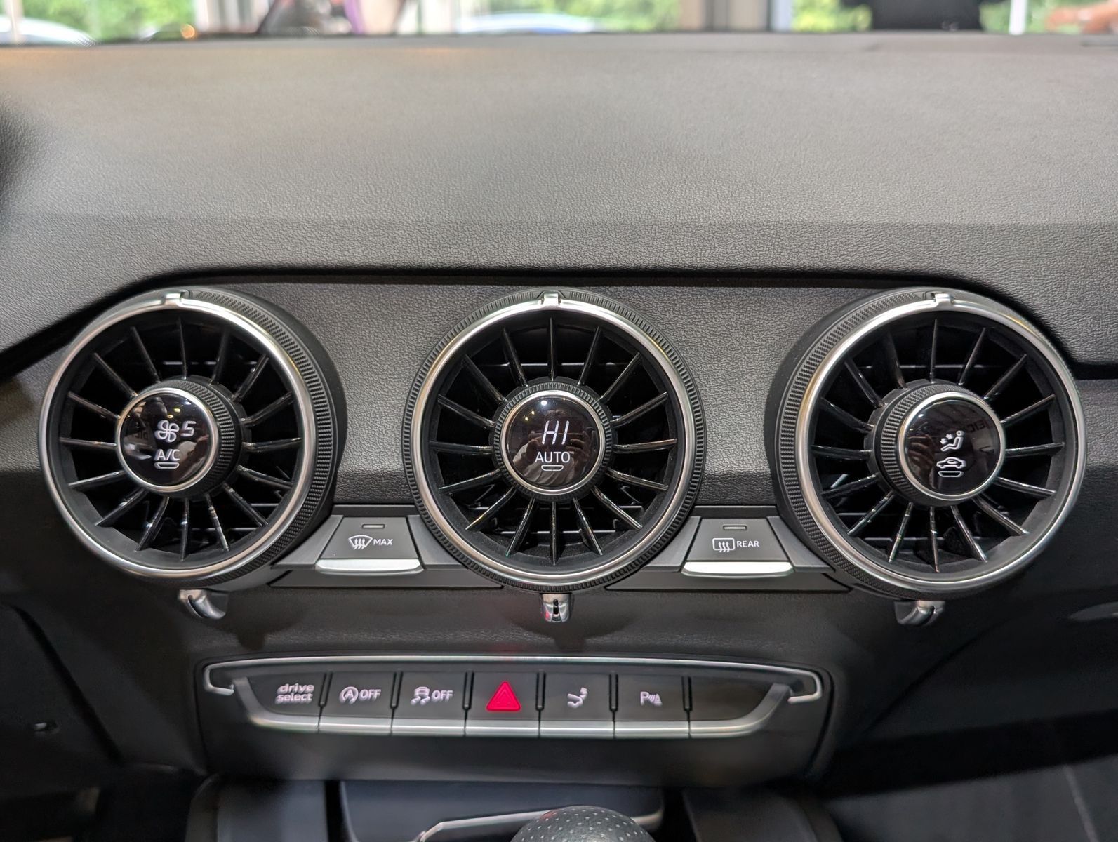 Fahrzeugabbildung Audi TT Roadster 45 TFSI Quattro S-Line Sport-Paket +