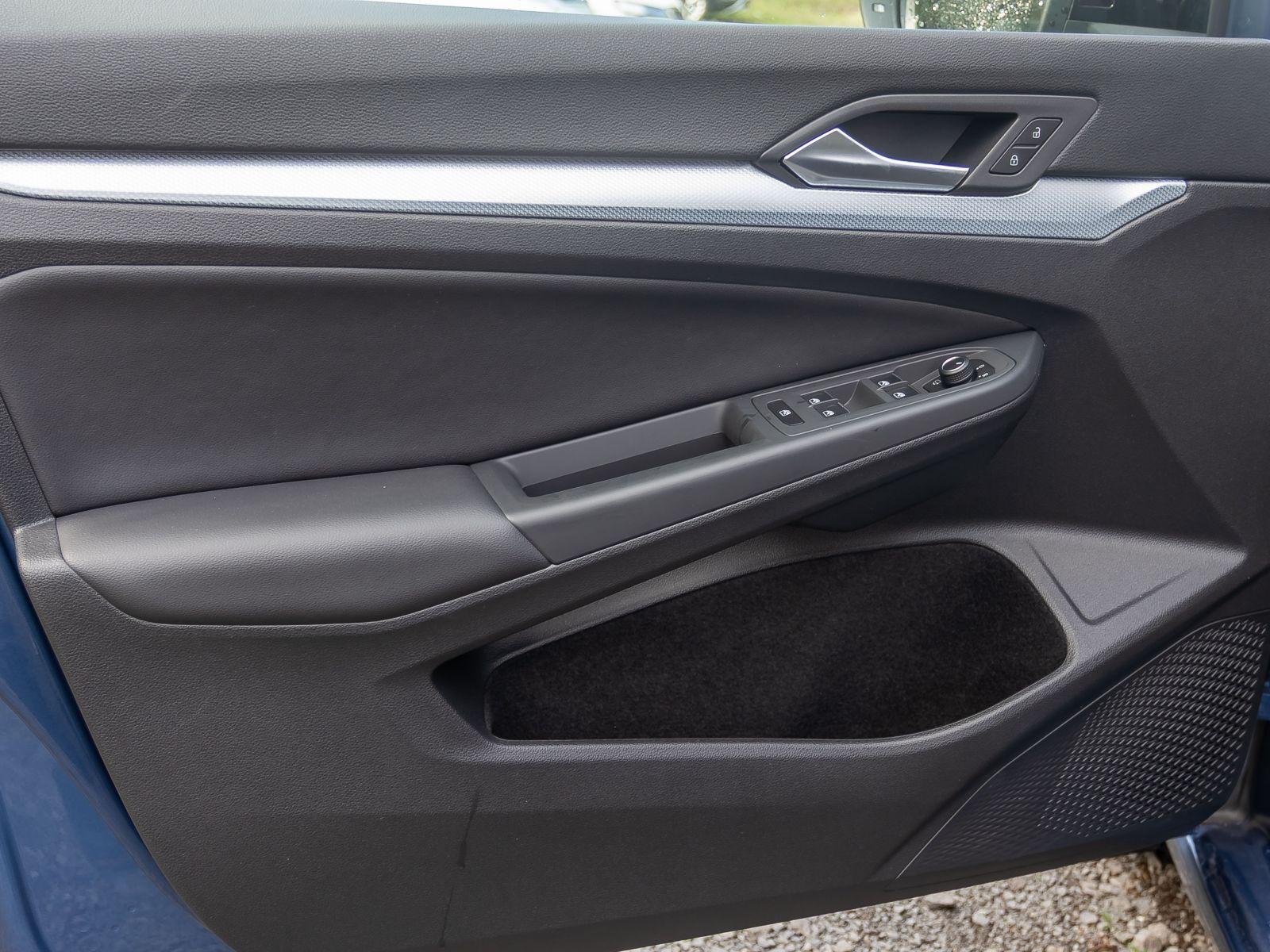Volkswagen Golf VIII Goal 1.5 eTSI Navi LED ACC EPH AHK, миниатюра 9