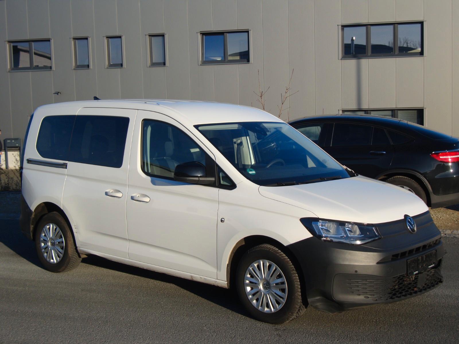 Volkswagen Caddy 2,0TDI 75kW*5-Si.*Fenster*KR*AHK*KAM*1.Hd