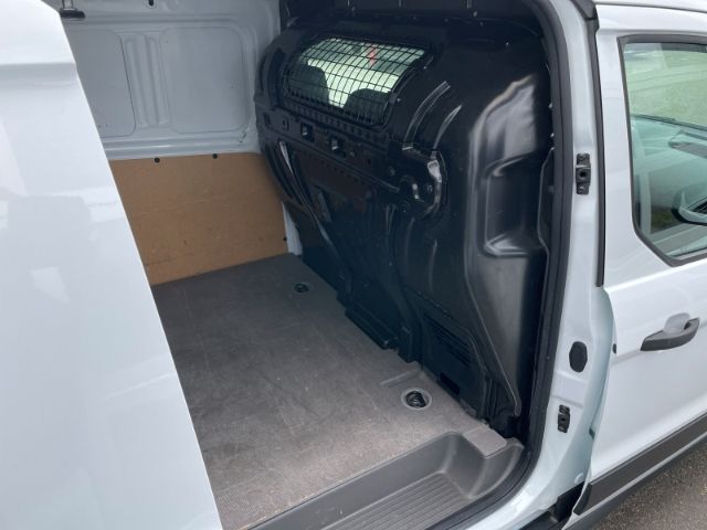 Fahrzeugabbildung Ford Transit Connect 1.5 ECOBlu 230 Trend L2 Autom. A