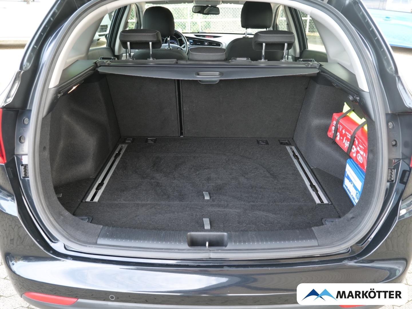 Kia Ceed 1.6 CRDi Sportswagon Spirit AHK/CAM/SHZ
