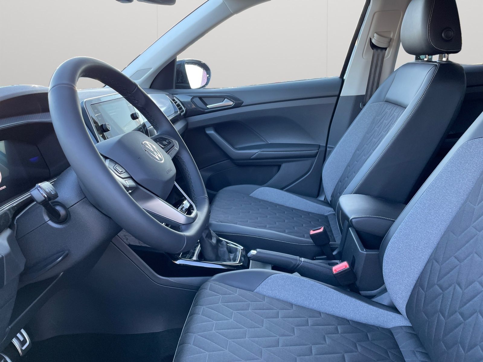 Volkswagen T-Cross - Bild 10