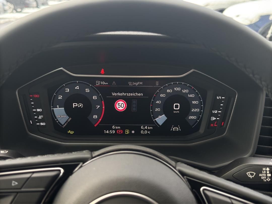 Fahrzeugabbildung Audi A1 allstreet 35 TFSI S tronic, Optikpak., GRA, S