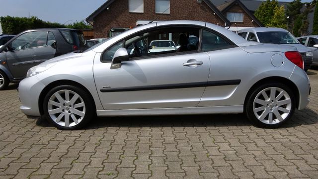 Peugeot 207 CCCabrio-Coupe Platinum Leder Automatik Navi