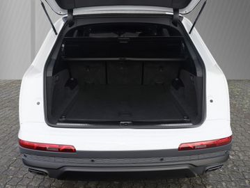 Audi Q7 - 8