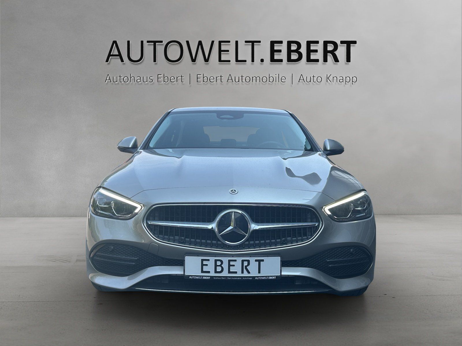 Fahrzeugabbildung Mercedes-Benz C 300 d Avantgarde GSD Standhzg HUD Kamera LED