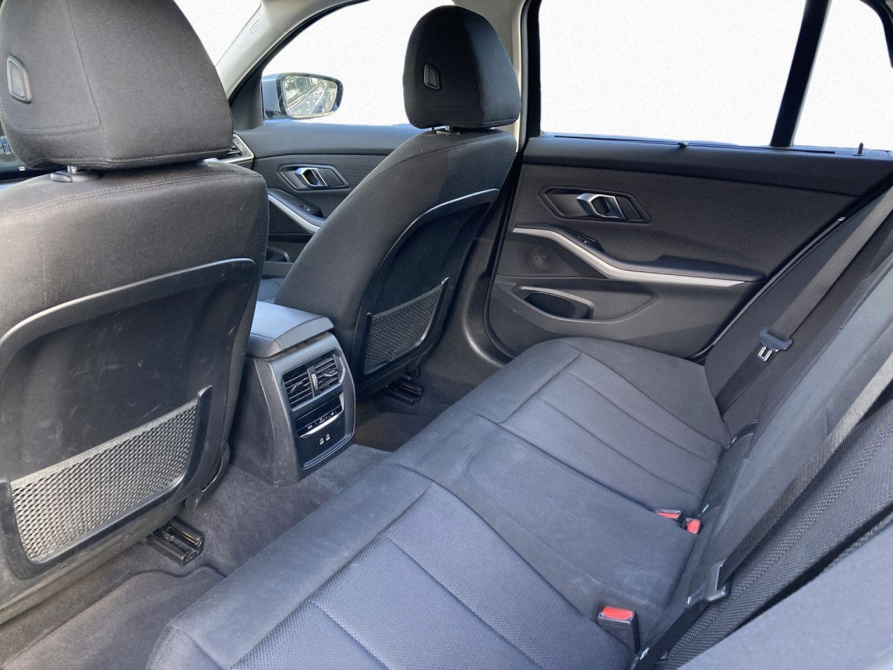 BMW 318dA Touring AHK,St+Go,DrivingAss,Curved,PDC foto 14