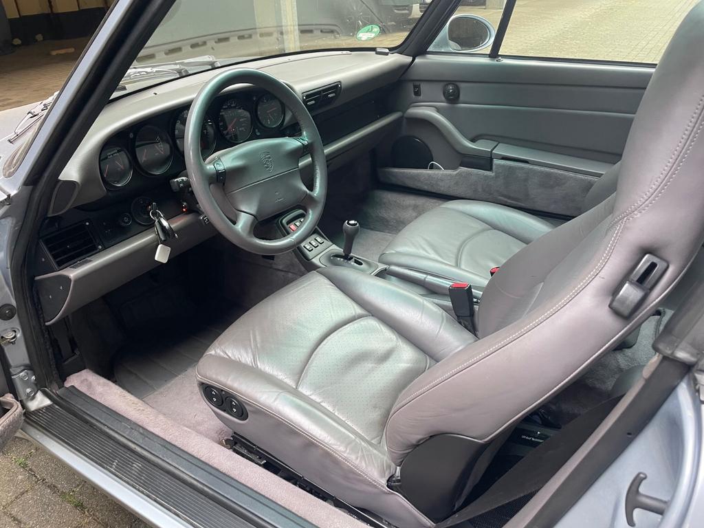 Porsche 993