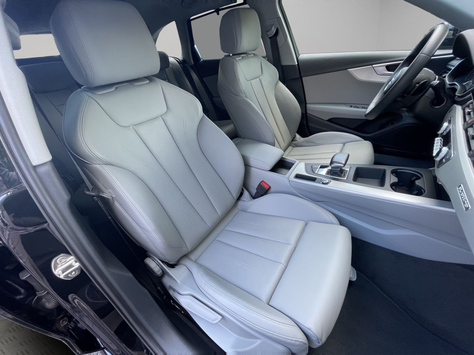 Audi A4 - Bild 19