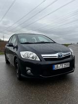 Toyota Auris Hybrid Life 1,8-l-VVT-i Life - gebrauchte Toyota Auris aus dem Jahr 2011