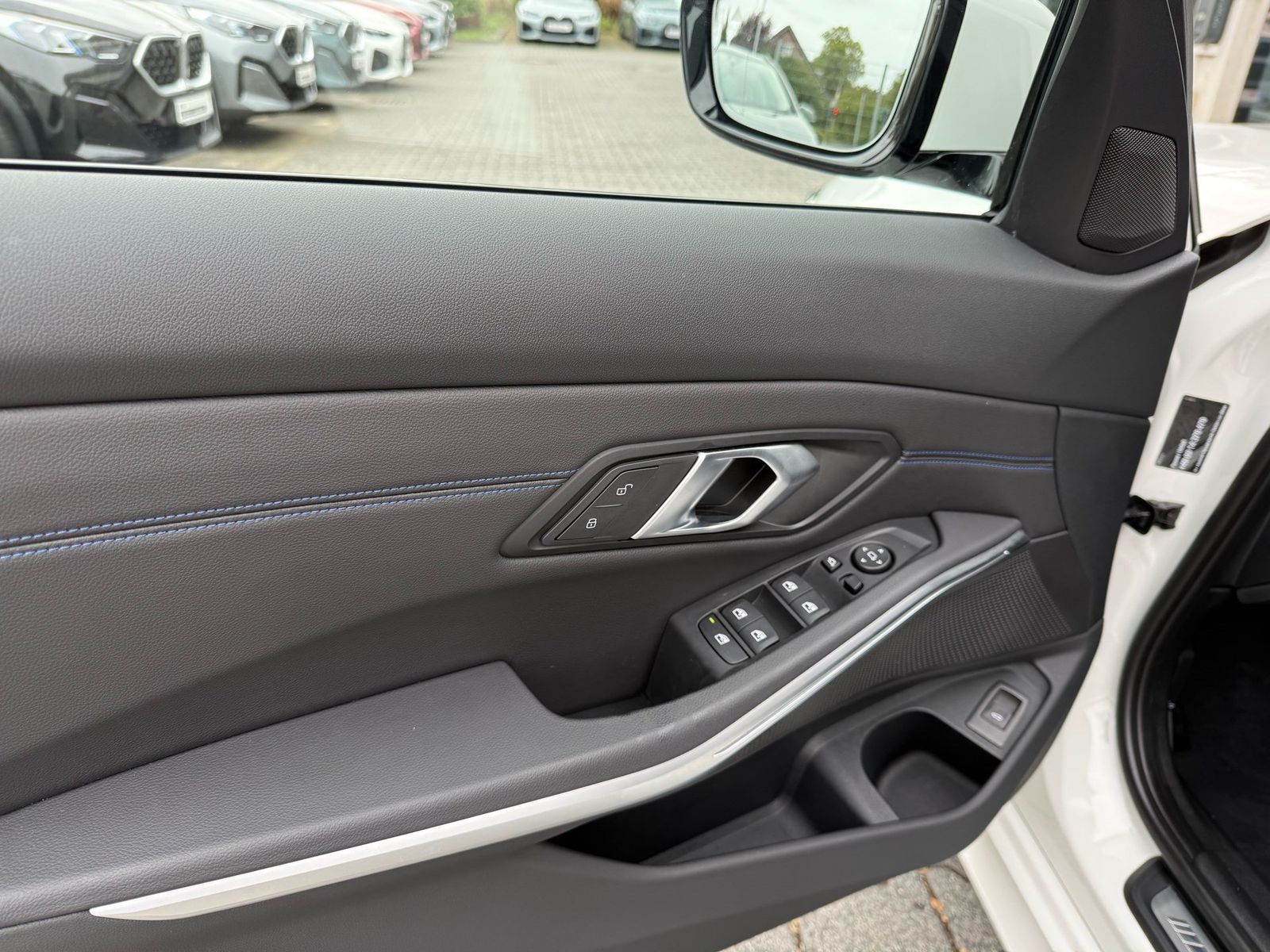 BMW 320 - Bild 15