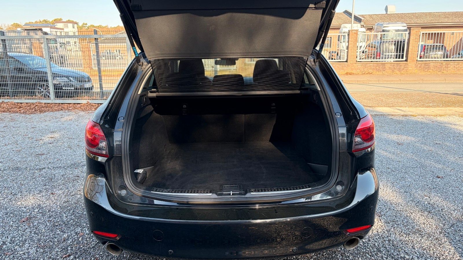 Fahrzeugabbildung Mazda 6 Kombi