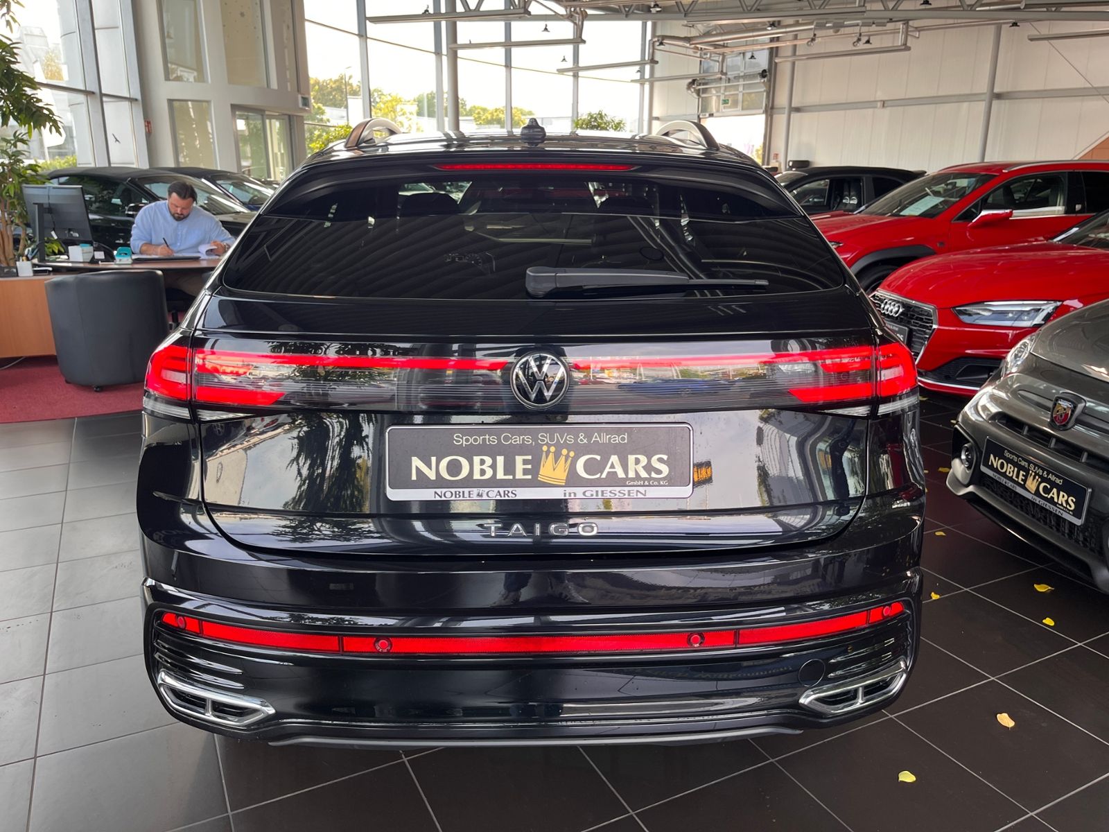 Fahrzeugabbildung Volkswagen Taigo R-Line 1.5 DSG KLIMA AHK LED NAV SHZ